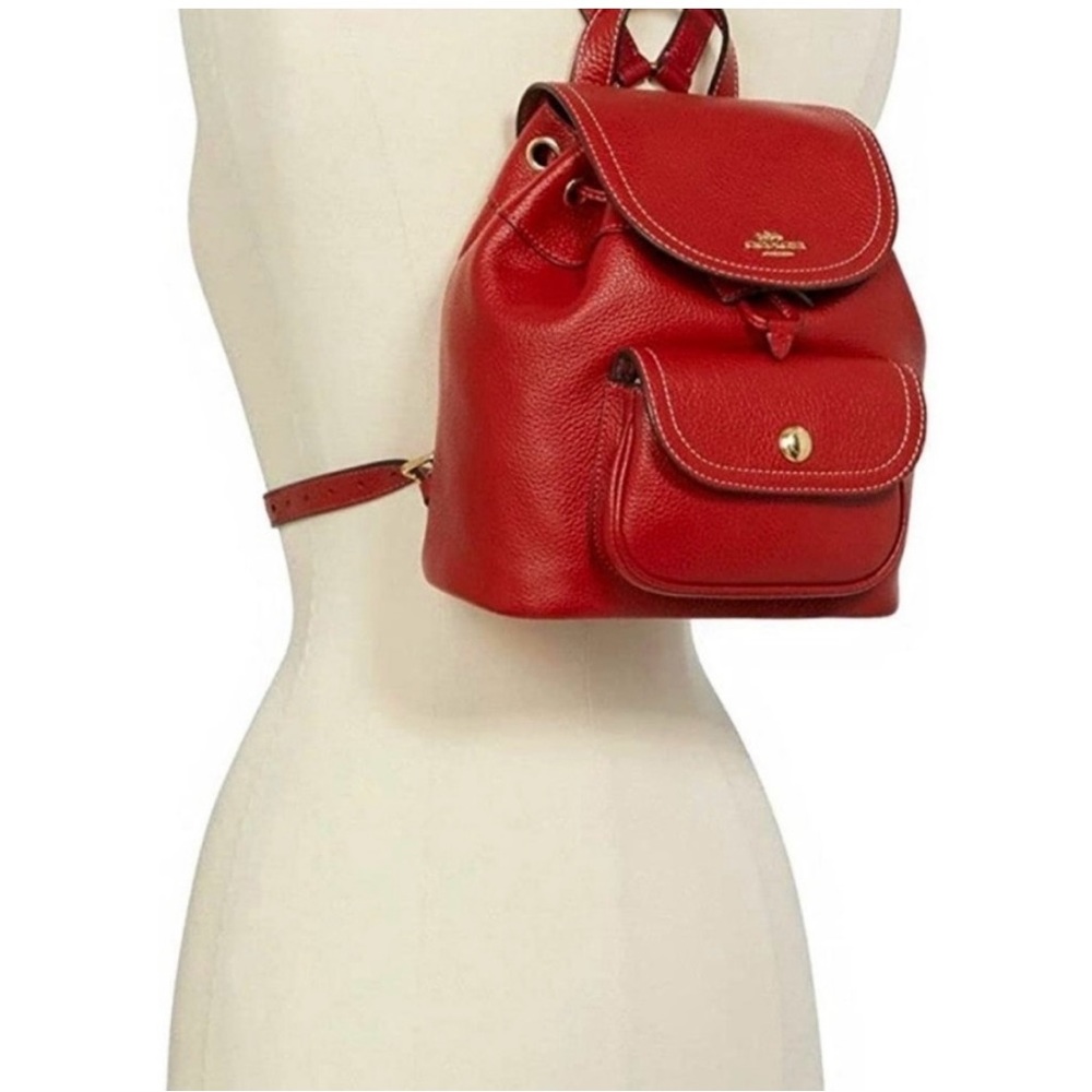 Coach Pennie 22 mini backpack 🎒 💯 % Authentic Leather